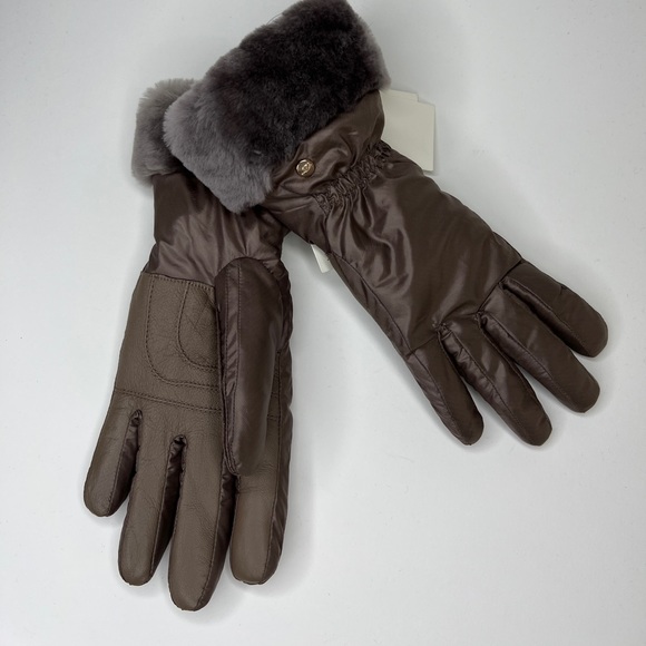 UGG Accessories Nwt Womens Ugg Water Resistant Touch Screen Leather